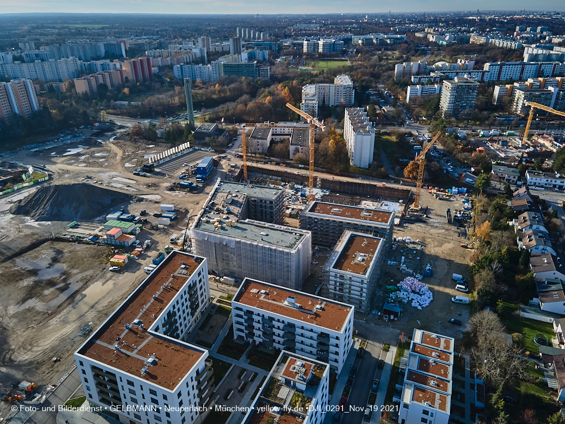 19.11.2021 - Luftbilder von der Baustelle Alexisquartier und Pandion Verde in Neuperlach